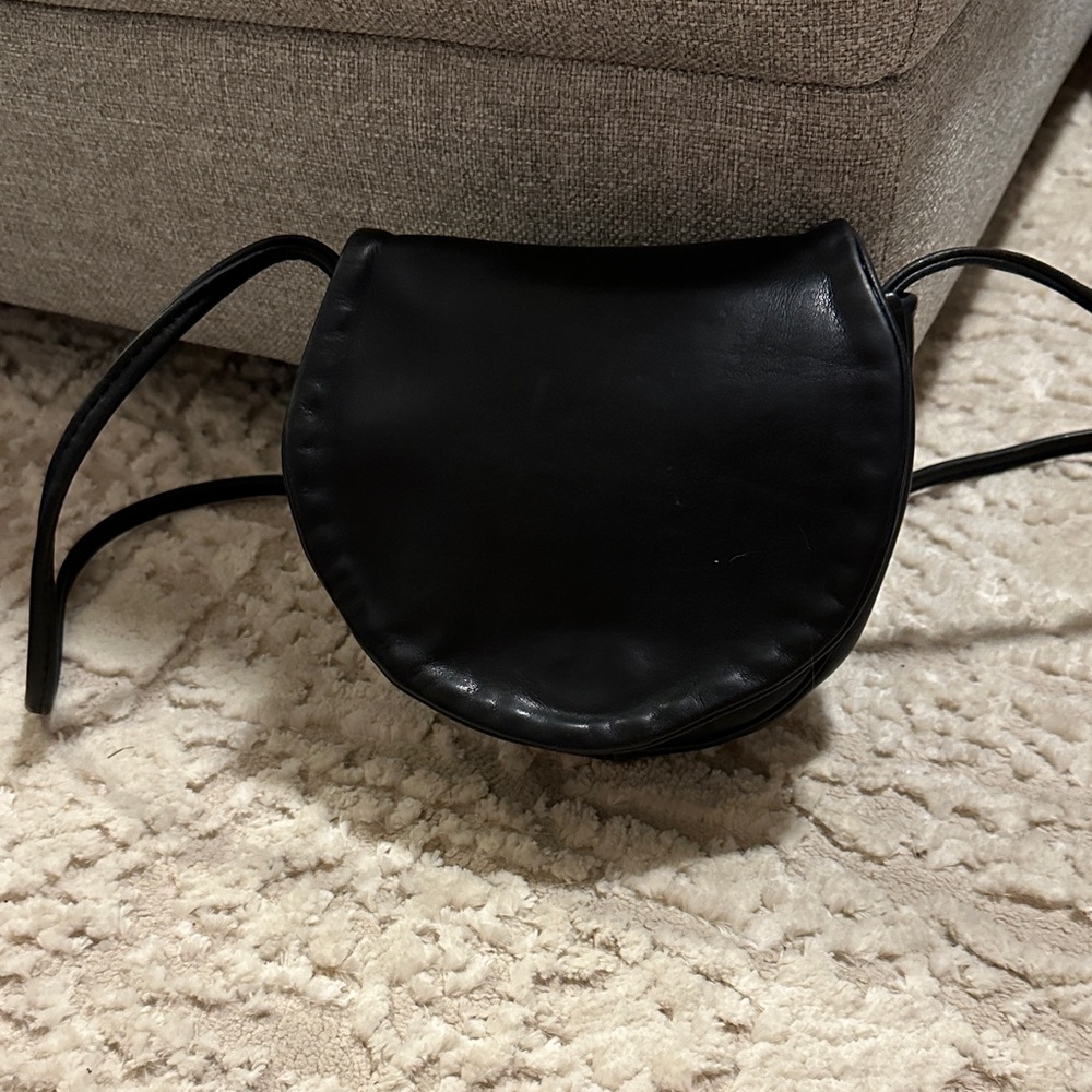 Chic Black Crossbody Bag